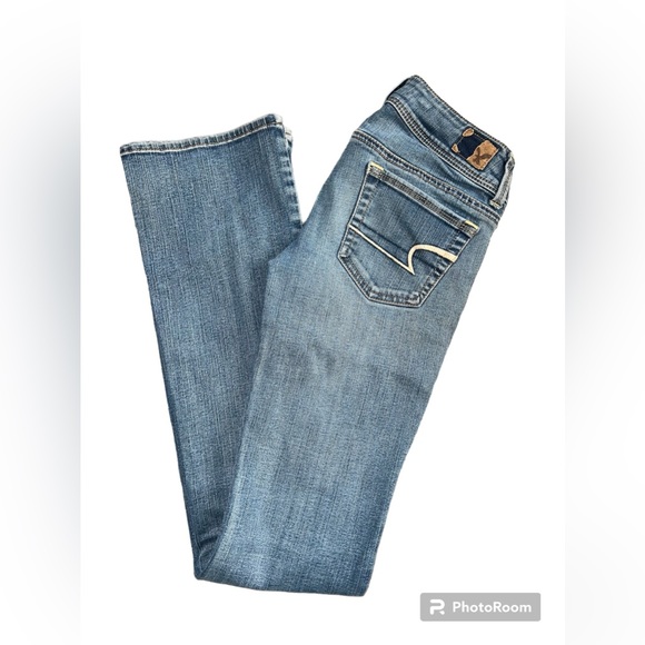 Jeans - Picture 2 of 3